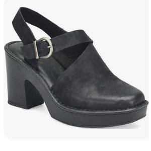 NWT - Born Devlyn Sling Black Clogs -Black- sz 10